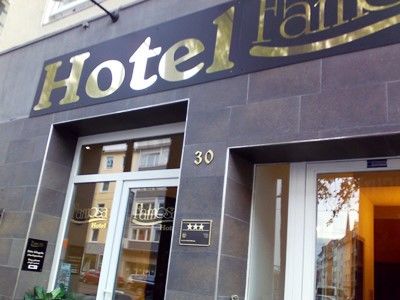 فندق دوسلدورففي  فندق فاموسا المظهر الخارجي الصورة